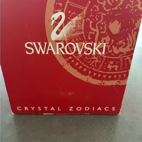 Swarovski Limited edition Dragon Zodiac Series - Picture 7 of 7